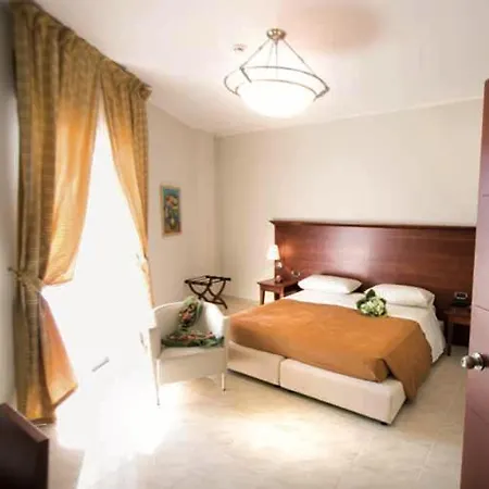 فندق Baia D'argento 4*